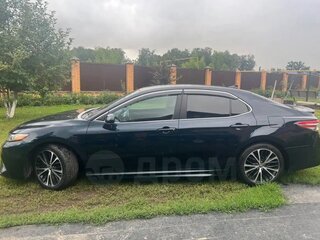 2019 Toyota Camry US Market VIII (XV70), зелёный, 2300000 рублей, вид 4