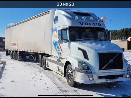 2003 Volvo VNL, белый, 2200000 рублей, вид 1