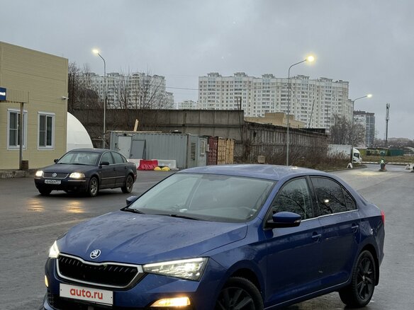 2021 Skoda Rapid II, синий, 1900000 рублей - вид 5