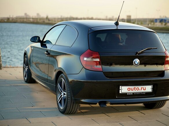2008 BMW 1 серии 120d I (E81/E82/E87/E88) Рестайлинг, чёрный, 1200000 рублей - вид 6