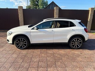 2019 Mercedes-Benz GLA 200 I (X156) Рестайлинг, белый, 2220000 рублей, вид 4