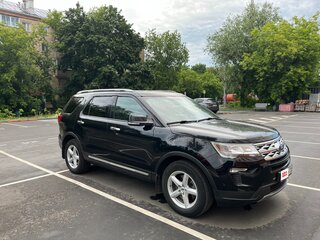 2019 Ford Explorer V Рестайлинг 2, чёрный, 4000000 рублей, вид 2