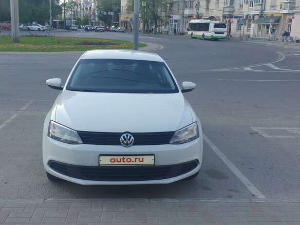 2014 Volkswagen Jetta VI, белый, 1600000 рублей - вид 1