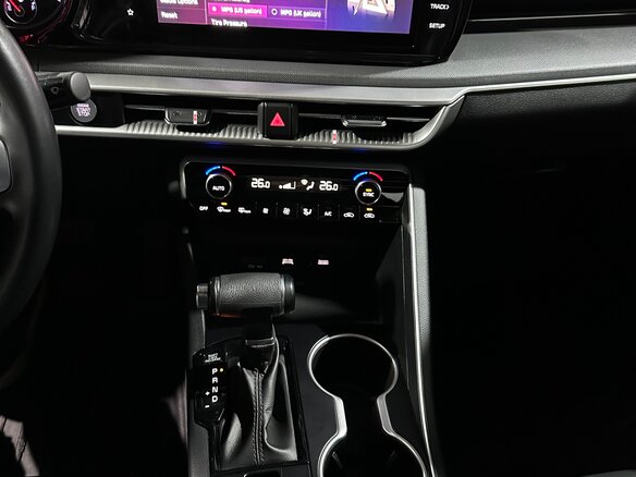 2021 Kia K5 III, серебристый, 2200000 рублей - вид 12