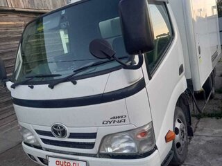 2012 Toyota Dyna, белый, 2500000 рублей, вид 3