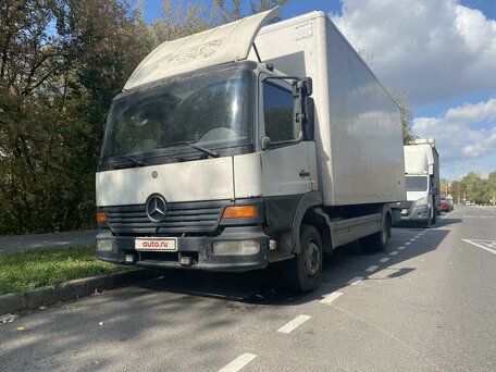 1998 Mercedes-Benz Atego, белый, 1000000 рублей, вид 2