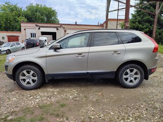 2011 Volvo XC60 I, бежевый, 1450000 рублей, вид 4