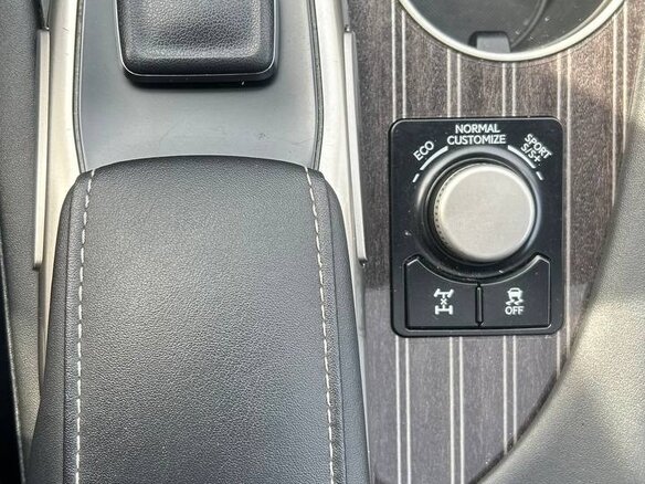 2016 Lexus RX 350 IV, белый, 4600000 рублей - вид 24