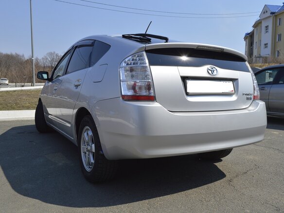 2010 Toyota Prius, серебристый - вид 24
