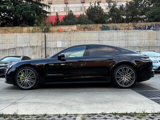 2021 Porsche Panamera 4 E-Hybrid II Рестайлинг, чёрный, 10600000 рублей, вид 4