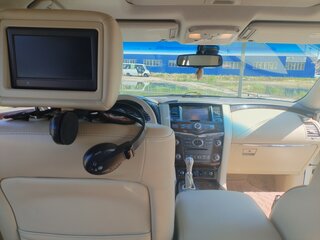 2013 Infiniti QX56 II, белый, 2800000 рублей, вид 2