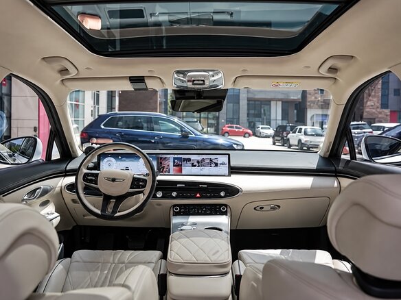 2025 Genesis GV70 I Рестайлинг, белый, 6800002 рублей - вид 9