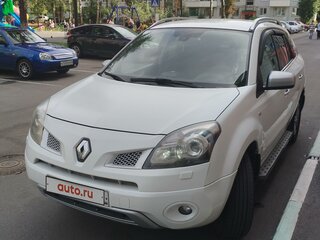 2011 Renault Koleos I, белый, 1070000 рублей, вид 3