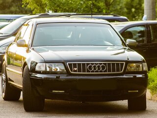 1998 Audi S8 I (D2), чёрный, 590999 рублей, вид 1