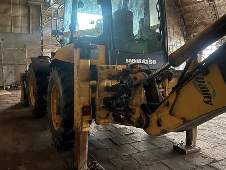 2008 Komatsu WB93S-5, 3700000 рублей, вид 5