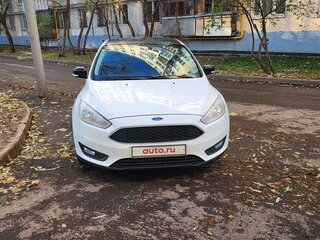 2015 Ford Focus III Рестайлинг, белый, 900000 рублей, вид 2