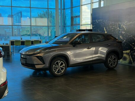 2026 Omoda C5 II, серый, 2300000 рублей, вид 3