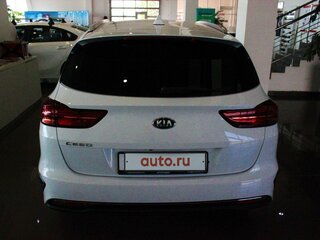 2019 Kia Ceed III, белый, 2500000 рублей, вид 3