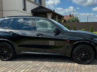 2023 BMW X5 40d IV (G05/G18) Рестайлинг, чёрный, 15000000 рублей, вид 3