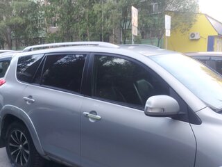 2009 Toyota RAV4 III (XA30), серебристый, 1900000 рублей, вид 4
