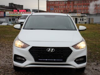 2017 Hyundai Solaris II, белый, 1149000 рублей, вид 2