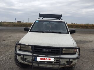 2000 Isuzu Rodeo II, белый, 700000 рублей, вид 3