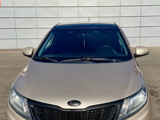 2013 Kia Rio 4-speed III, бежевый, 930000 рублей, вид 4