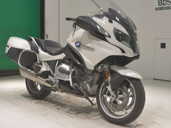 2017 BMW R 1200 RT, белый, 1200000 рублей - вид 3
