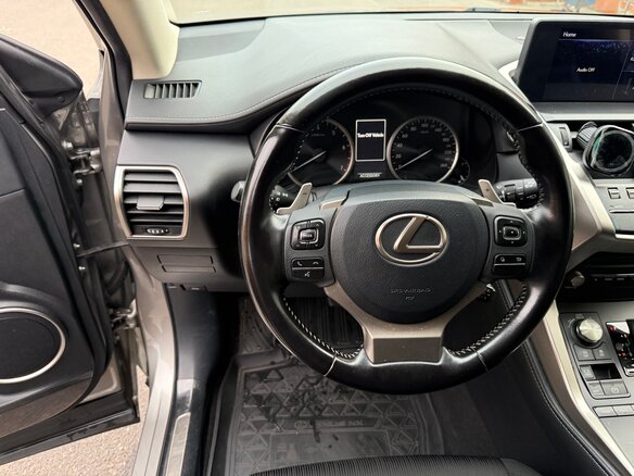 2020 Lexus NX 200 I Рестайлинг, серый, 2865000 рублей - вид 9