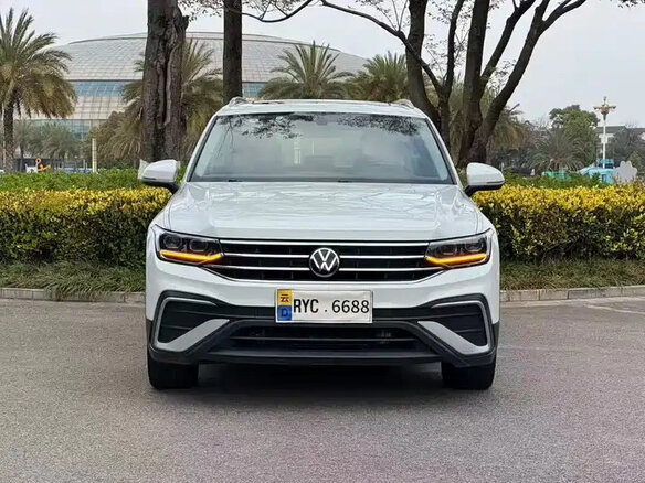 2021 Volkswagen Tiguan L II Рестайлинг (China Market), белый - вид 1