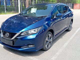 2019 Nissan Leaf II (ZE1), синий, 2299000 рублей, вид 1