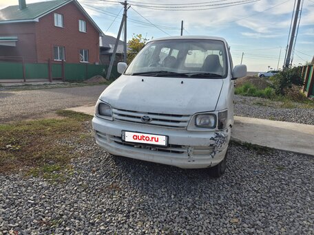 1998 Toyota Town Ace III, белый, 199000 рублей, вид 1