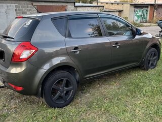 2010 Kia Ceed I Рестайлинг, серебристый, 715000 рублей, вид 3