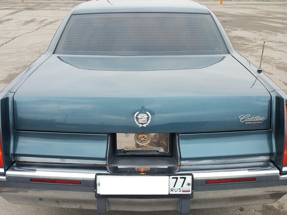 1993 Cadillac Fleetwood II, зелёный - вид 4