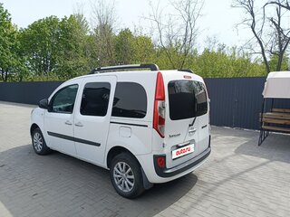 2014 Renault Kangoo II Рестайлинг, белый, 850000 рублей, вид 5