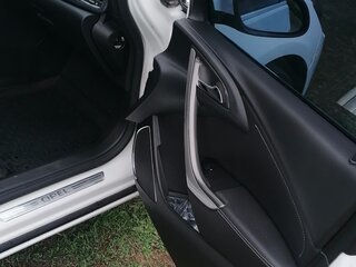 2011 Opel Astra J, белый, 945000 рублей, вид 4