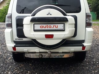 2012 Mitsubishi Pajero IV Рестайлинг 1, белый, 2550000 рублей, вид 4