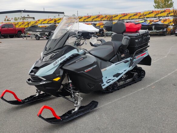 2026 BRP Ski-Doo Expedition 900, чёрный, 3099000 рублей