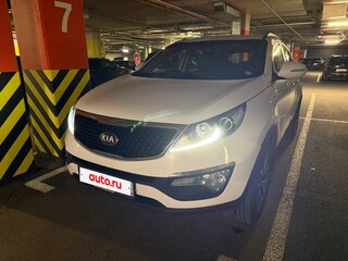 2014 Kia Sportage III Рестайлинг, белый, 1399000 рублей, вид 5