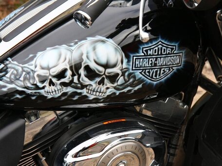 2011 Harley-Davidson CVO Tri Glide, чёрный, 3000000 рублей, вид 3