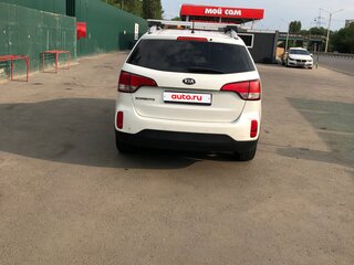2013 Kia Sorento II Рестайлинг, белый, 1710000 рублей, вид 4