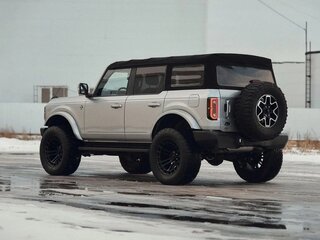 2022 Ford Bronco VI, серый, 7900000 рублей, вид 3
