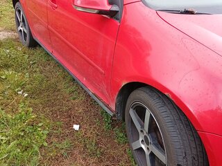 2008 Volkswagen Golf V, красный, 430000 рублей, вид 2