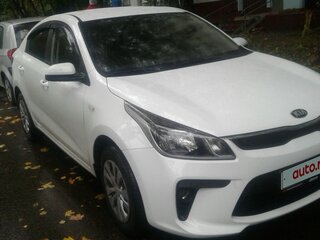 2017 Kia Rio IV, белый, 800000 рублей, вид 1