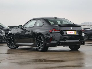 2025 BMW 2 серии 220i G42 Рестайлинг, чёрный, 6325000 рублей, вид 5