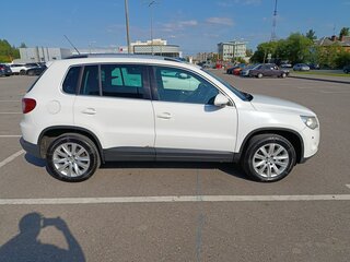 2010 Volkswagen Tiguan I, белый, 950000 рублей, вид 4