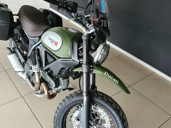 2016 Ducati Scrambler 800, зелёный - вид 15