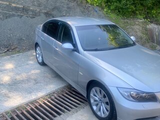 2008 BMW 3 серии 320i V (E90/E91/E92/E93), серебристый, 1350000 рублей, вид 1