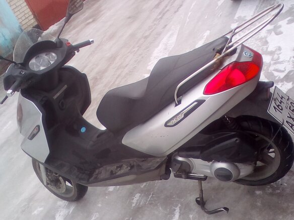 2009 Piaggio X7, серебристый, 150000 рублей - вид 6