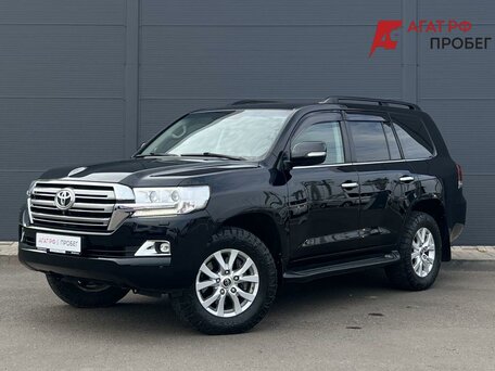 2019 Toyota Land Cruiser 200 Series Рестайлинг 2, чёрный, 5000000 рублей, вид 1